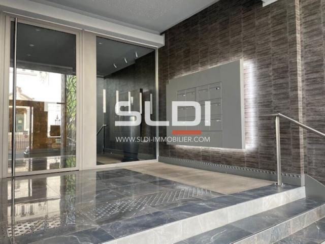 Bureaux A LOUER - LYON - 235 m²