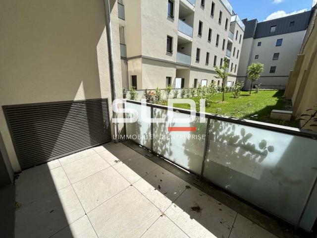 Commerces A VENDRE OU A LOUER - VILLEFRANCHE SUR SAONE - 501 m²