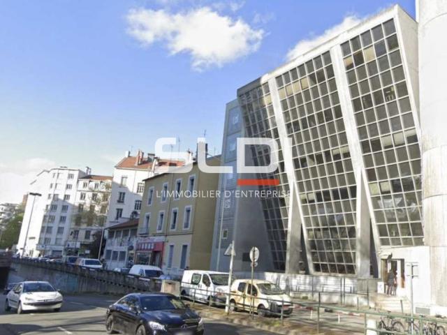 Bureaux A LOUER - LYON - 330 m²