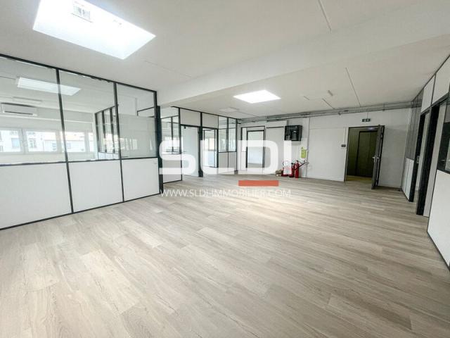 Bureaux A LOUER - LYON - 240 m²
