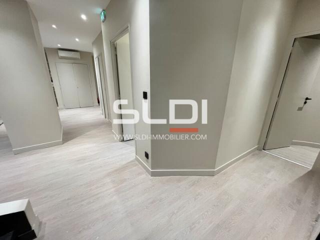 Bureaux A LOUER - LYON - 245 m²