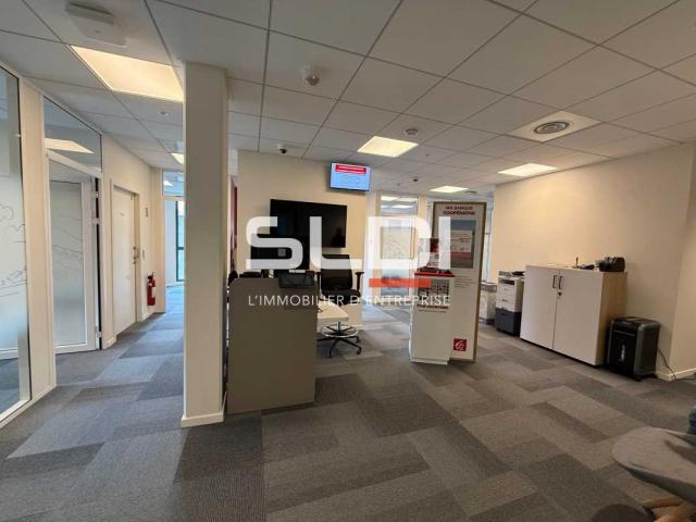 Bureaux A VENDRE - SAINT FONS - 194,4 m²
