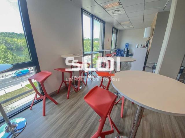 Bureaux A LOUER - LYON - 845 m²