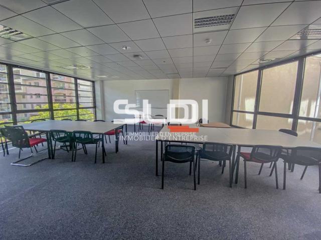 Bureaux A LOUER - LYON - 845 m²
