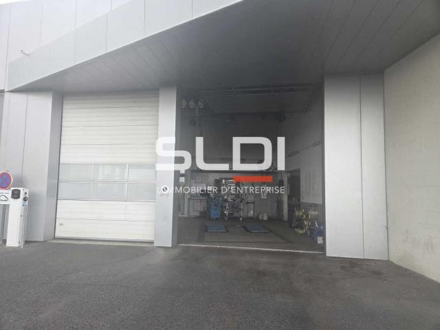 Commerces A LOUER - CHALONS EN CHAMPAGNE - 378 m²