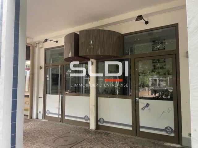Commerces A LOUER - LYON - 41 m²