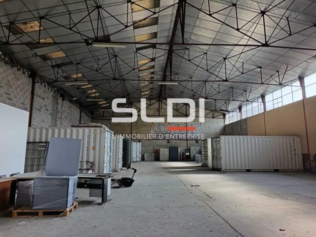 Locaux d'activités A VENDRE - DECINES CHARPIEU - 1 092 m²