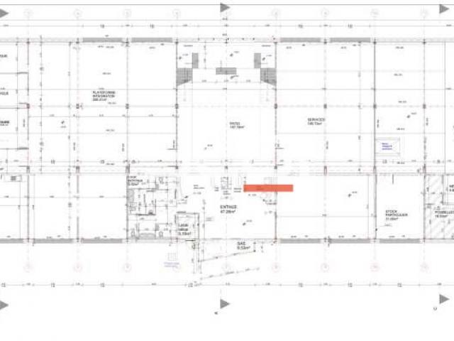 Locaux d'activités A VENDRE - DECINES CHARPIEU - 2 100 m²