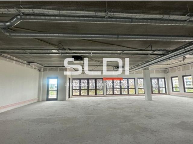 Bureaux A VENDRE - GENAS - 184 m²