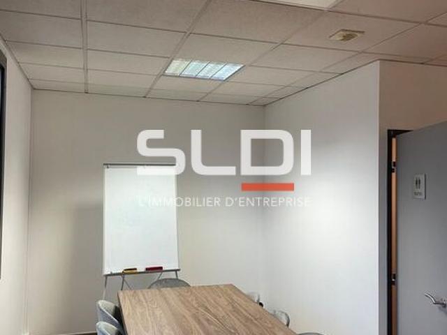 Bureaux A LOUER - VILLEURBANNE - 100 m²