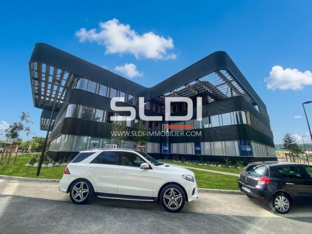 Bureaux A LOUER - BEYNOST - 737 m²