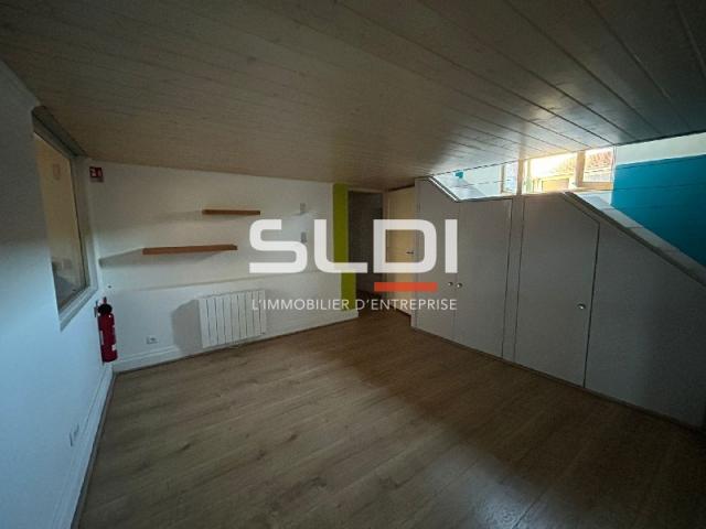 Bureaux A LOUER - VILLEFRANCHE SUR SAONE - 121 m²