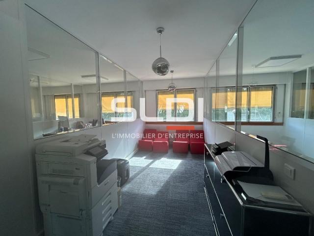 Bureaux A LOUER - ECULLY - 162 m²
