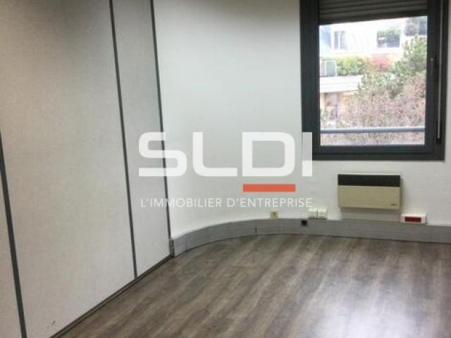Bureaux A LOUER - LYON - 900 m²