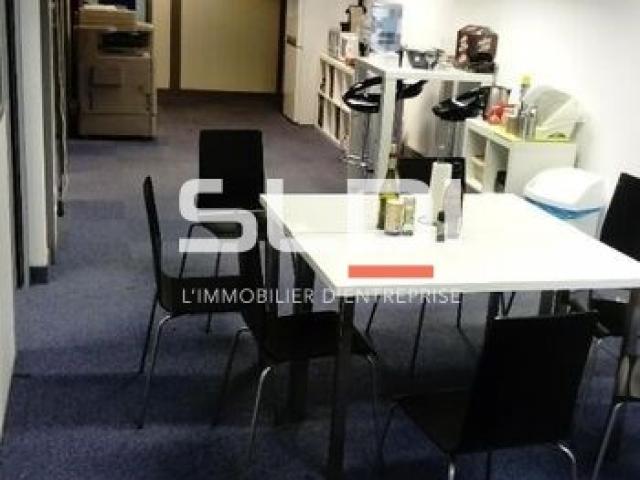 Bureaux A LOUER - LYON - 900 m²