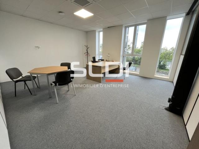 Bureaux A LOUER - CALUIRE ET CUIRE - 539 m²