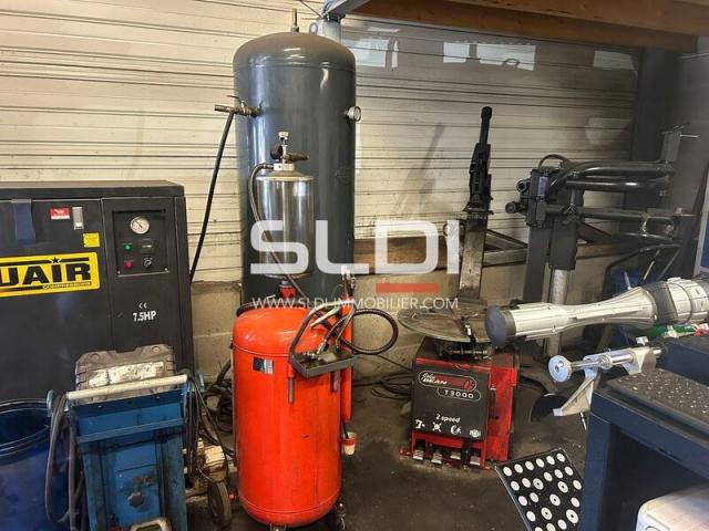 Locaux d'activités CESSION DE FONDS - MARCILLY D'AZERGUES - 200 m²