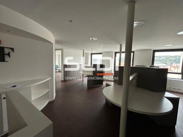Bureaux A VENDRE - LYON - 204 m²