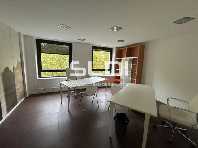 Bureaux A VENDRE - LYON - 204 m²