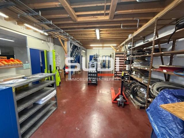 Locaux d'activités A LOUER - SAINT QUENTIN FALLAVIER - 347 m²