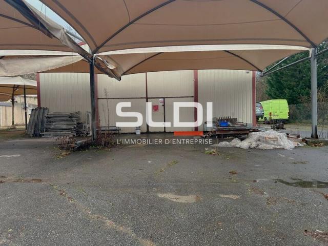 Locaux d'activités A VENDRE - GLEIZE - 330 m²