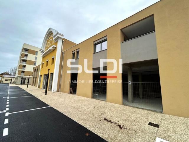 Commerces A VENDRE OU A LOUER - GLEIZE - 349 m²