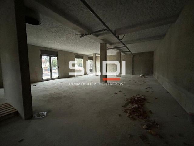 Commerces A VENDRE OU A LOUER - GLEIZE - 349 m²