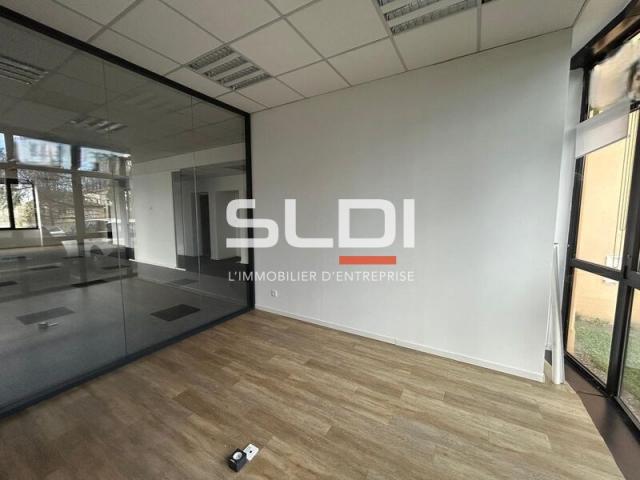 Bureaux A VENDRE OU A LOUER - SAINT DIDIER AU MONT D'OR - 500 m²