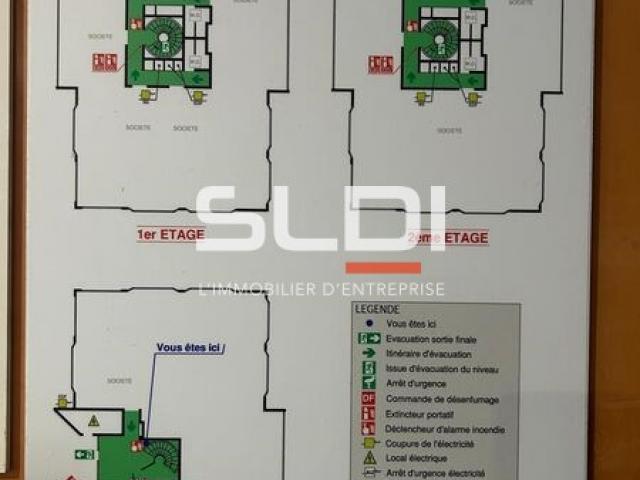 Bureaux A VENDRE OU A LOUER - SAINT DIDIER AU MONT D'OR - 500 m²