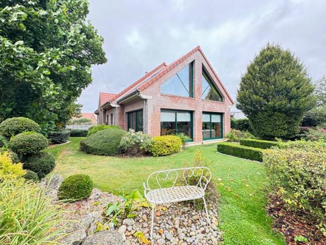 Maison 263㎡ CAMBRAI Maison 263㎡ CAMBRAI