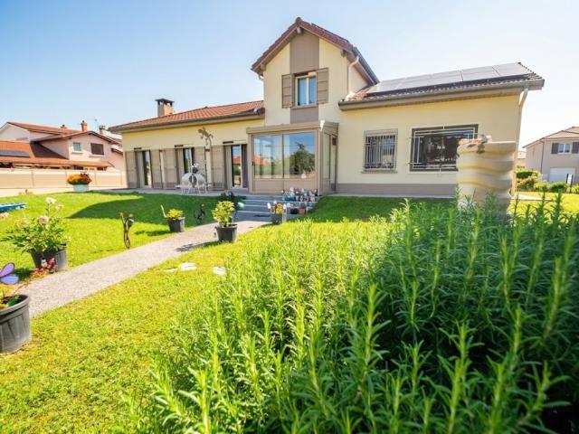 Immeuble 640㎡ VILLEURBANNE