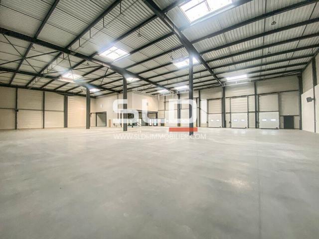 Locaux d'activités A LOUER - CORBAS - 1 771 m²