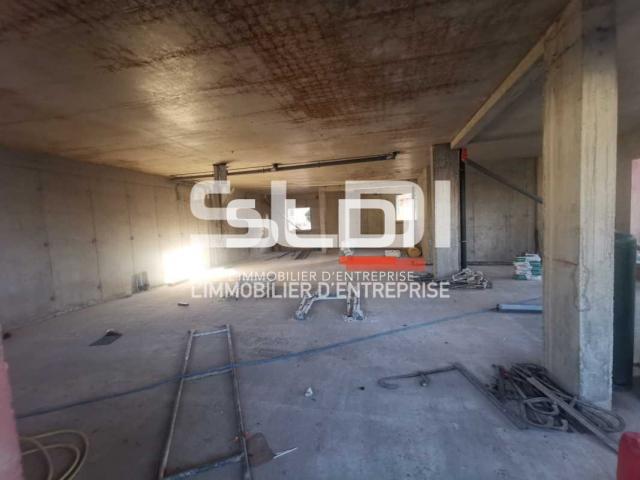 Commerces A VENDRE - PONT DE CHERUY - 125 m²