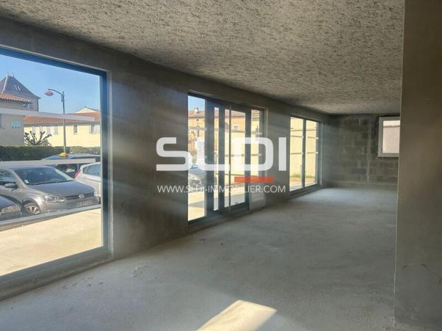 Commerces A LOUER - JASSANS RIOTTIER - 116 m²