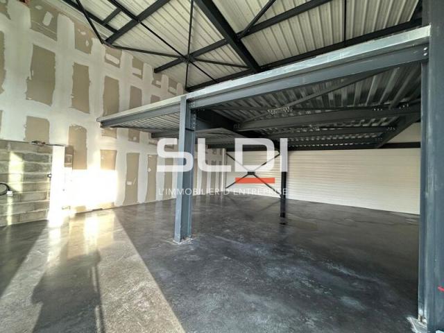 Commerces A LOUER - LIMAS - 434 m²