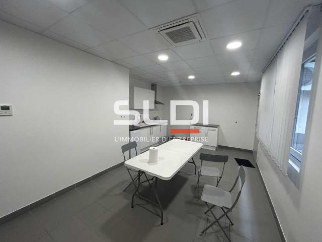 Bureaux A LOUER - REYRIEUX - 222 m²