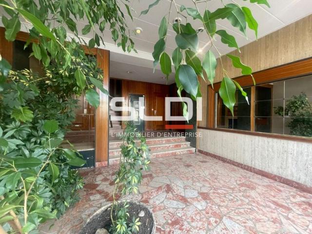 Bureaux A LOUER - LYON - 108 m²