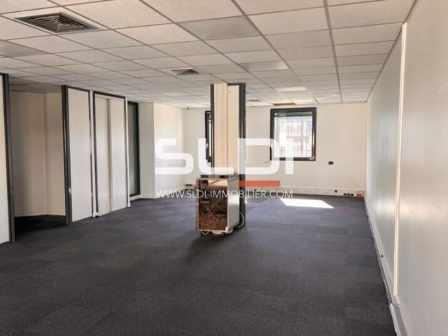 Bureaux A LOUER - LYON - 325 m²
