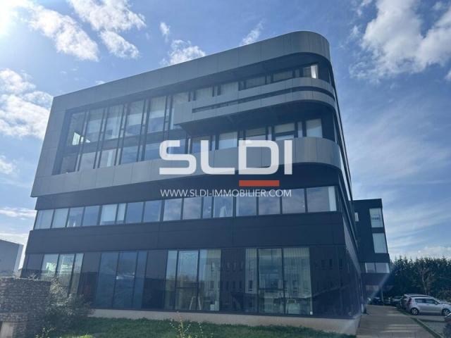 Bureaux A LOUER - LIMONEST - 217 m²