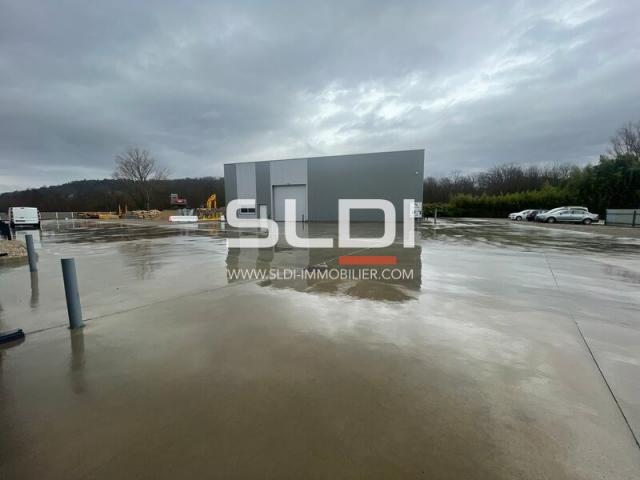 Activités A LOUER - VOURLES - 546 m²