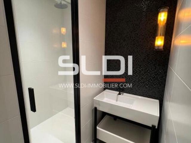 Bureaux A LOUER - LYON - 169 m²