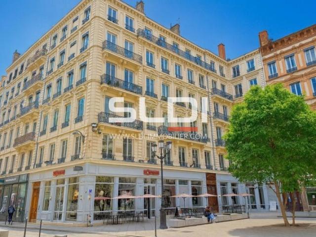 Bureaux A LOUER - LYON - 169 m²