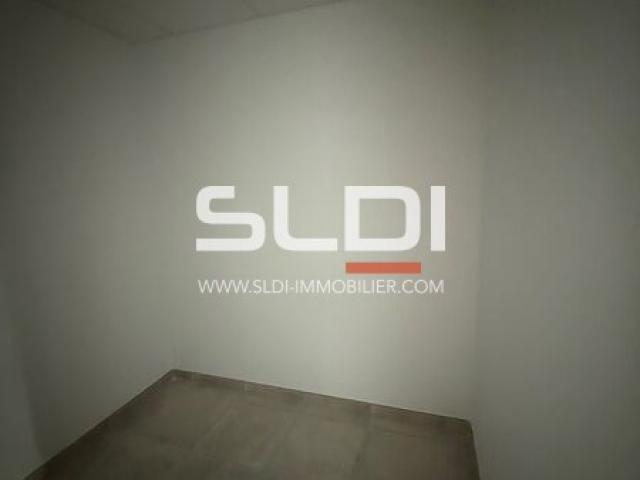 Locaux d'activités A LOUER - SAINT QUENTIN FALLAVIER - 176 m²