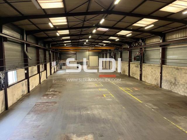 Locaux d'activités A LOUER - BELLEVILLE-EN-BEAUJOLAIS - 2 710 m²