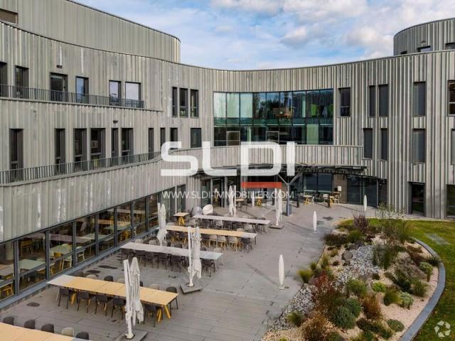 Bureaux A LOUER - LIMONEST - 633 m²