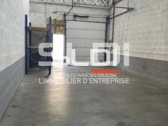 Locaux d'activités A LOUER - VENISSIEUX - 794 m²