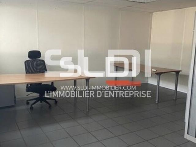 Locaux d'activités A LOUER - VENISSIEUX - 794 m²