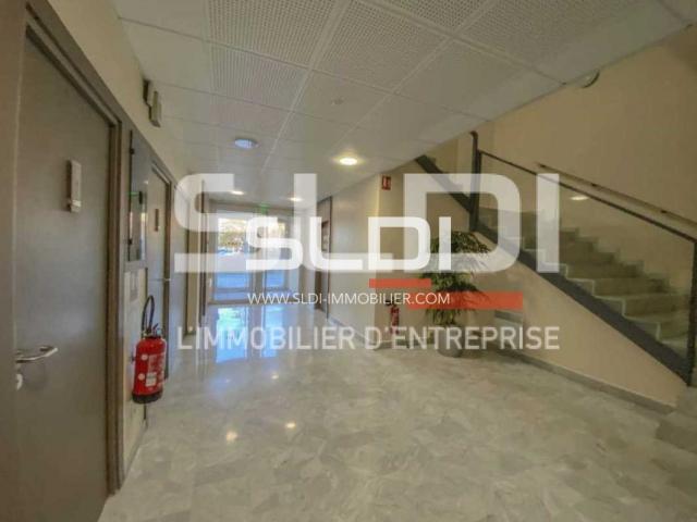 Bureaux A LOUER - BRON - 150 m²