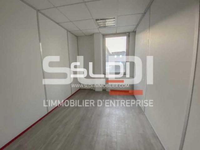 Bureaux A LOUER - BRON - 150 m²