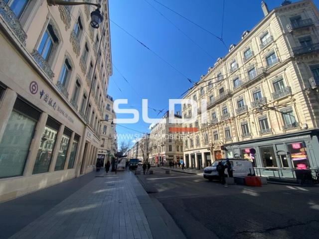 Bureaux A LOUER - LYON - 106 m²